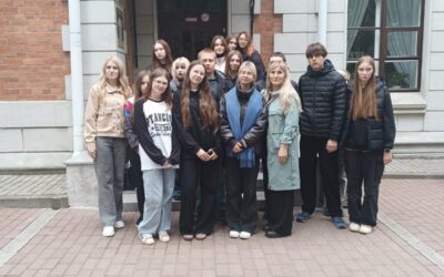 Экскурсия учащихся колледжа