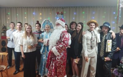 Концерт по заявкам провели на радиостанции “Колледж Бум”