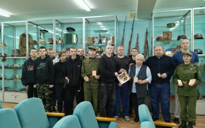 Ветеран педагогического труда колледжа Таисия Наумовна Солонович встретилась с учащимися