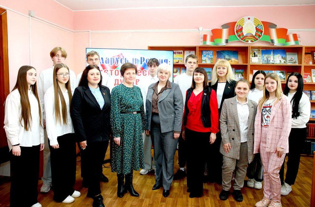 Учащиеся колледжа приняли участие в диалоговой площадке.